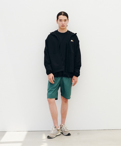 KELTY(ケルティ)の「KELTY/ケルティ コンフォート ロゴ刺繍 パーカーラッシュガード 2026年春夏(パーカー・レディース・ブラック/チャコール/ブルー/ベージュ・M/L/XL)」の10枚目の写真