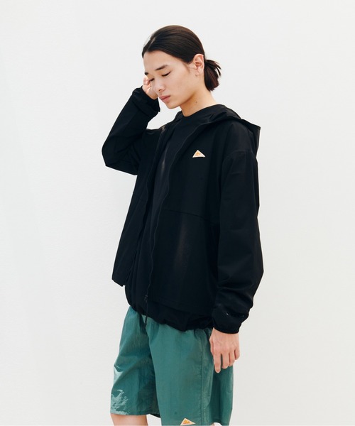 KELTY(ケルティ)の「KELTY/ケルティ コンフォート ロゴ刺繍 パーカーラッシュガード 2026年春夏(パーカー・レディース・ブラック/チャコール/ブルー/ベージュ・M/L/XL)」の16枚目の写真