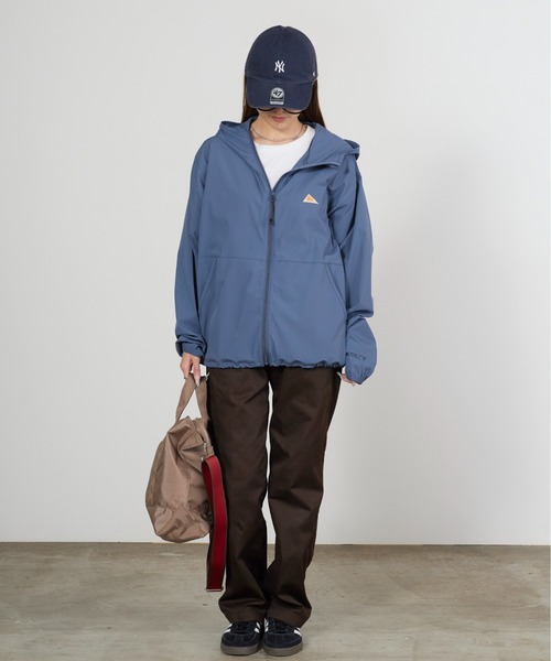KELTY(ケルティ)の「KELTY/ケルティ コンフォート ロゴ刺繍 パーカーラッシュガード 2026年春夏(パーカー・レディース・ブラック/チャコール/ブルー/ベージュ・M/L/XL)」の20枚目の写真