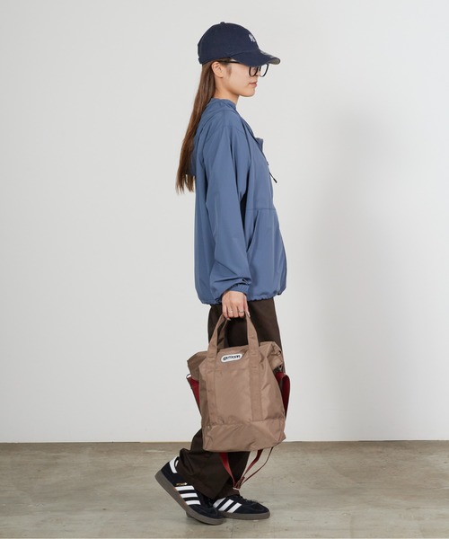 KELTY(ケルティ)の「KELTY/ケルティ コンフォート ロゴ刺繍 パーカーラッシュガード 2026年春夏(パーカー・レディース・ブラック/チャコール/ブルー/ベージュ・M/L/XL)」の21枚目の写真