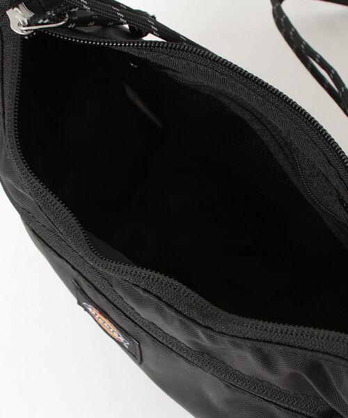 Dickies(ディッキーズ)の「【DICKIES/ディッキーズ】ATHLETIC QUICK SHOULDER / アスレティッククイックショルダーバッグ(ショルダーバッグ・メンズ・グレー/ブラック/ベージュ/ネイビー・FREE)」の21枚目の写真