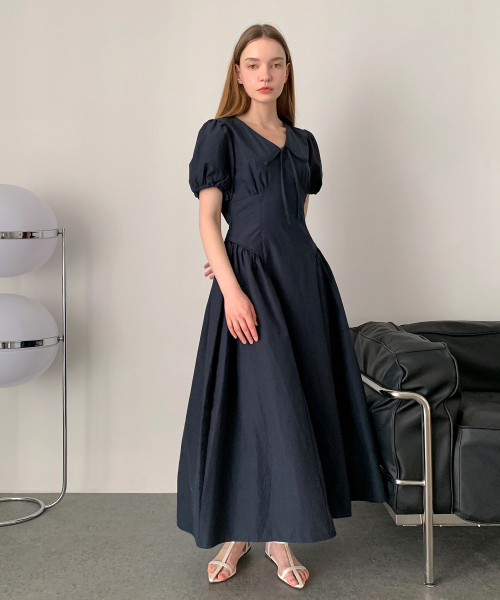 VASCARA(バスカラ)の「Shirring Puff Ribbon Long Dress (3colors)(ワンピース・レディース・スカイブルー/ホワイト・FREE)」の4枚目の写真