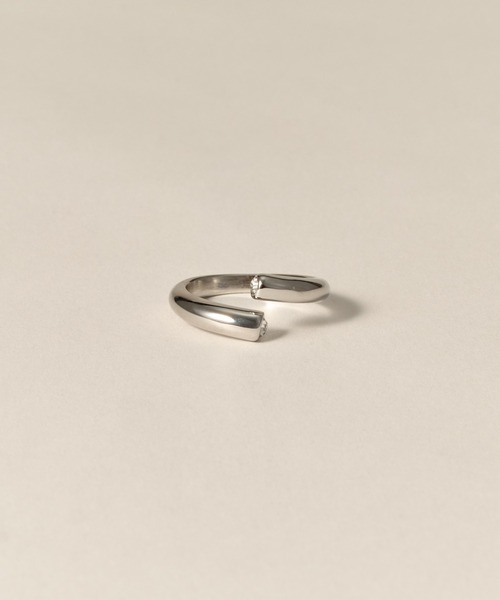 novice（ノーヴィス）の「【novice】CZ Orbit Ring［Stainless］（リング・レディース・ゴールド/シルバー・FREE）」の6枚目の写真