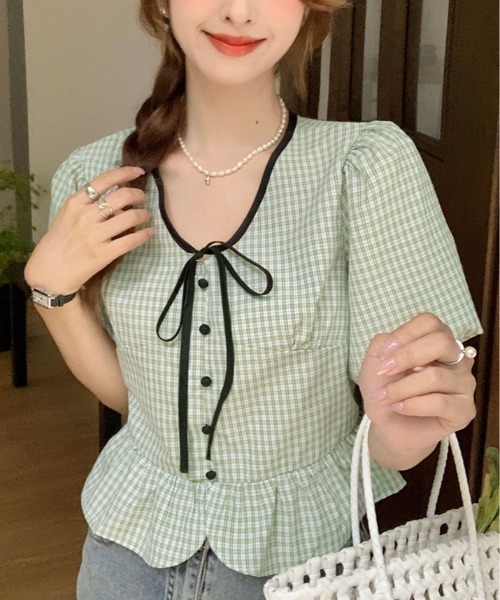 kirakiraShop(キラキラショップ)の「ギンガム チェック ペプラム ブラウス 半袖(シャツ/ブラウス・レディース・ブルー/ブラック/グリーン・FREE)」の1枚目の写真