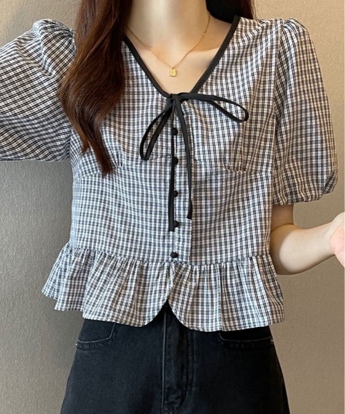 kirakiraShop(キラキラショップ)の「ギンガム チェック ペプラム ブラウス 半袖(シャツ/ブラウス・レディース・ブルー/ブラック/グリーン・FREE)」の6枚目の写真