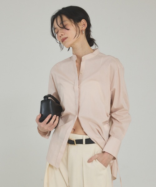 qualite（カリテ）の「ウエストドロストシャツ/春服/夏服/オフィスカジュアル（シャツ/ブラウス・レディース・スモークピンク/オフホワイト/ストライプ・フリー）」の14枚目の写真