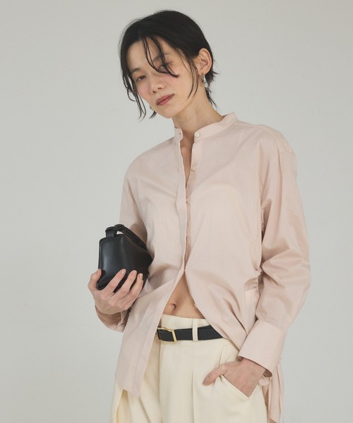 qualite（カリテ）の「ウエストドロストシャツ/春服/夏服/オフィスカジュアル（シャツ/ブラウス・レディース・スモークピンク/オフホワイト/ストライプ・フリー）」の15枚目の写真