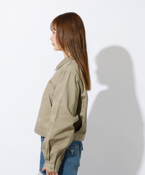 Dickies(ディッキーズ)の「【Dickies/ディッキーズ】Short Eisenhower Jacket / ショートアイゼンハワージャケット(ブルゾン・レディース・ベージュ/ブラウン/ブラック・フリー)」の14枚目の写真