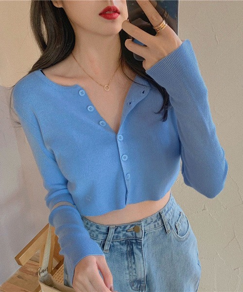 VIBGYOR(ヴィブジョー)の「【EIZZ/アイズ】クロップド丈 フロントボタン ショート丈 スリム ニットカーディガン(カーディガン/ボレロ・レディース・ブラック/グレー/ブルー/レッド/ホワイト・FREE)」の17枚目の写真