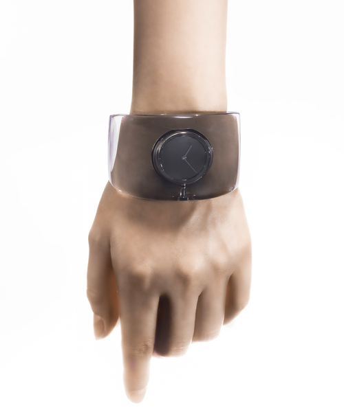 ISSEY MIYAKE(イッセイミヤケ)の「Web限定 ISSEY MIYAKE O Bold NYAS002 Bold gray(アナログ腕時計・レディース・チャコールグレー・FREE)」の2枚目の写真