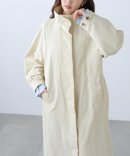 FREE'S MART（フリーズマート）の「スタンドカラーロングトレンチコート（トレンチコート・レディース・ホワイト/ベージュ/ネイビー・SMALL/MEDIUM）」の9枚目の写真