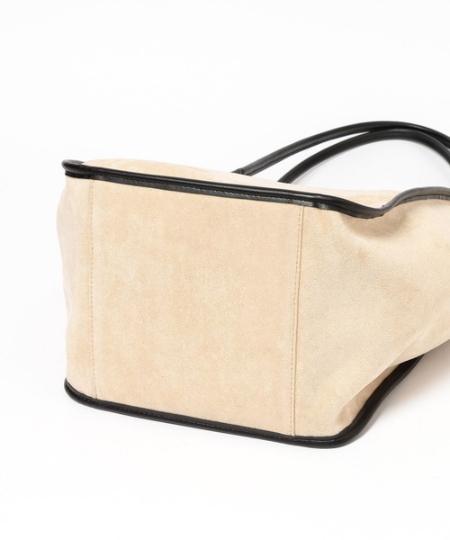 GEORGE'S(ジョージズ)の「IOMMI スウェードBAG(ハンドバッグ・レディース・ブラック/ベージュ・FREE)」の7枚目の写真