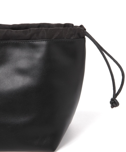 GEORGE'S(ジョージズ)の「IOMMI スウェードBAG(ハンドバッグ・レディース・ブラック/ベージュ・FREE)」の22枚目の写真
