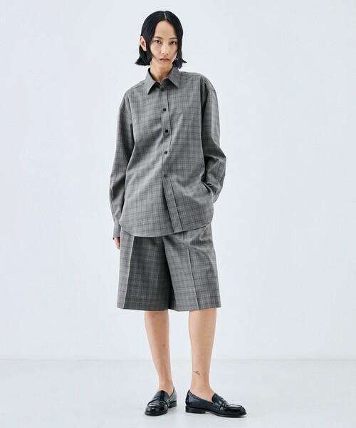 EDITION（エディション）の「Super120'sウォッシャブルウール タックショートパンツ（その他パンツ・レディース・グリーン/ブラック/グレー系その他2・36/34）」の4枚目の写真