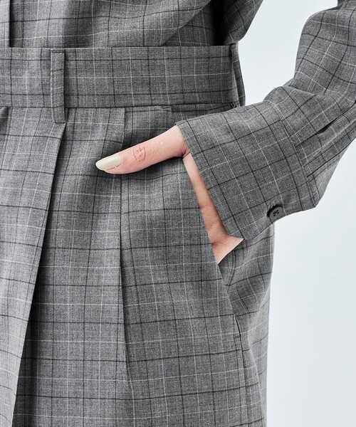 EDITION（エディション）の「Super120'sウォッシャブルウール タックショートパンツ（その他パンツ・レディース・グリーン/ブラック/グレー系その他2・36/34）」の10枚目の写真