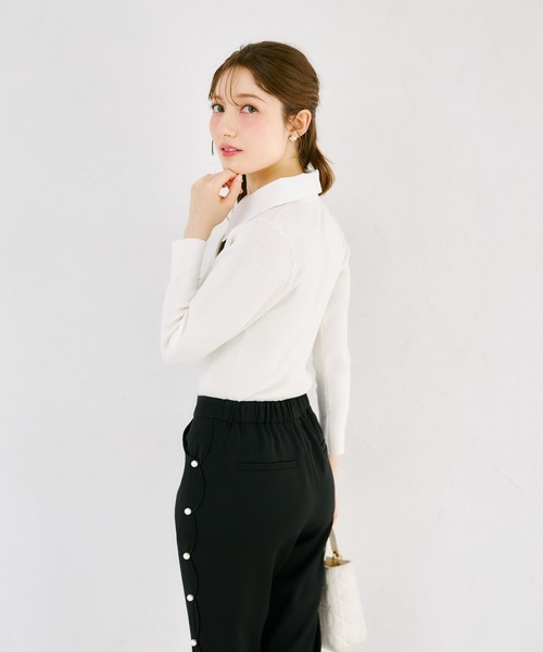 tocco closet（トッコ　クローゼット）の「２ＷＡＹビジュー釦タイ＆襟付きリブニットプルオーバー（ニット/セーター・レディース・ネイビー/オフホワイト/グレー・M）」の9枚目の写真