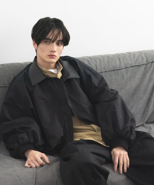 CRAFT STANDARD BOUTIQUE（クラフトスタンダードブティック）の「バルーンMA-1（ブルゾン・メンズ・グレイッシュベージュ/ブラック・L/M）」の4枚目の写真