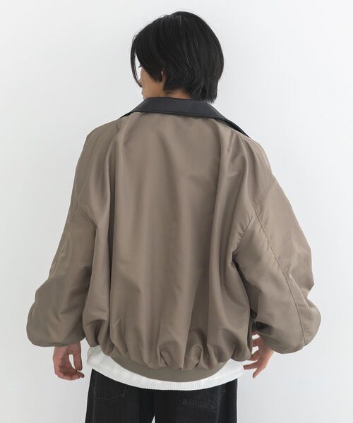 CRAFT STANDARD BOUTIQUE（クラフトスタンダードブティック）の「バルーンMA-1（ブルゾン・メンズ・グレイッシュベージュ/ブラック・L/M）」の16枚目の写真