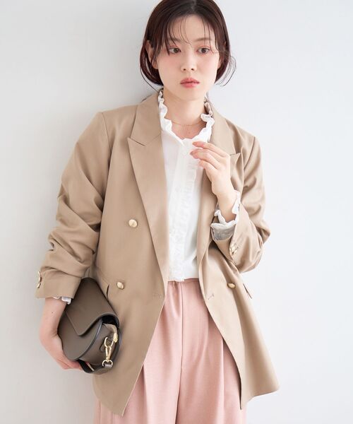 le.coeur blanc（ルクールブラン）の「ダブルブレストジャケット（テーラードジャケット・レディース・ベージュ/ネイビー・36/38）」の4枚目の写真