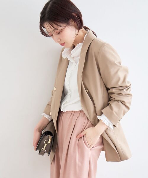 le.coeur blanc（ルクールブラン）の「ダブルブレストジャケット（テーラードジャケット・レディース・ベージュ/ネイビー・36/38）」の5枚目の写真