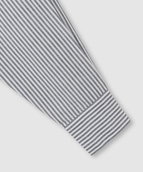 NAVY（ネイビー）の「NAVY　リネンブレンドバンドカラールーズシャツ（シャツ/ブラウス・レディース・ネイビー/ベージュ/ブルー・M/L）」の6枚目の写真