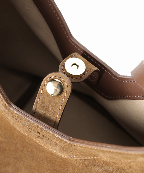 U by SPICK&SPAN（ユーバイスピックアンドスパン）の「CHRISTIAN VILLA /クリスチャン ヴィラ スエード2WAY BAG（ハンドバッグ・レディース・ブラウン・FREE）」の11枚目の写真