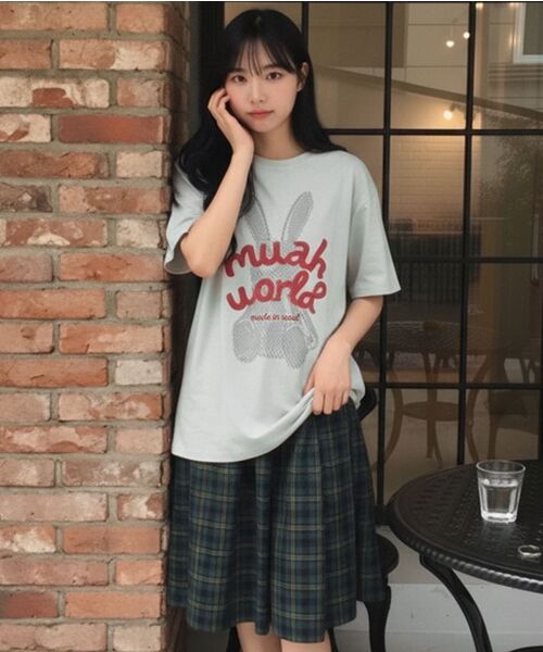 muahmuah（ムーアムーア）の「レビットムア レグラン半袖Tシャツ [3色]（Tシャツ/カットソー・レディース・アイボリー/ブラック/ミント・FREE）」の12枚目の写真