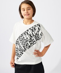 SEVEN2（セブンツー）の「【SEVEN2】キッズ大柄プリントTシャツ（Tシャツ/カットソー）」