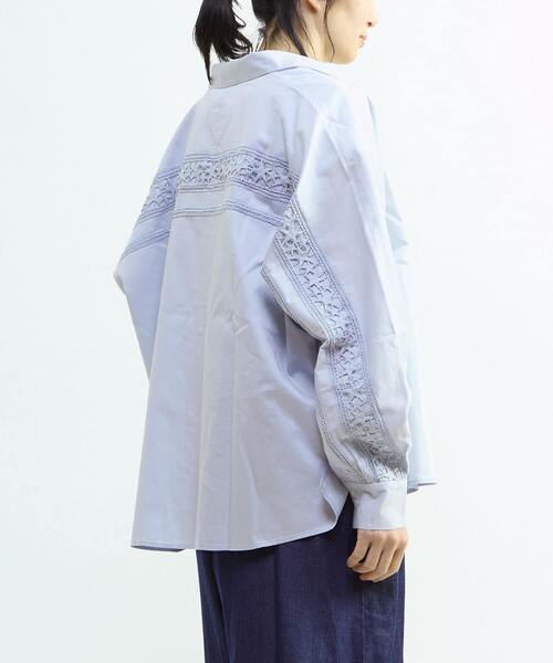 CONVERSE TOKYO(コンバーストウキョウ)の「STAR★ LACE OVERSIZED SHIRT(シャツ/ブラウス・レディース・サックスブルー/ブラック/ホワイト/ピンク・FREE)」の3枚目の写真