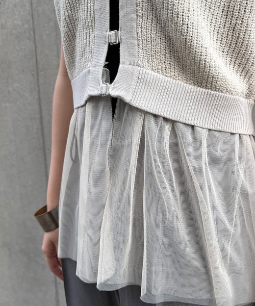 &g'aime(アンジェム)の「【&g'aime 】チュールレイヤードベスト Layered Tulle Vest(ニット/セーター・レディース・アイボリー/ブラック・FREE)」の11枚目の写真