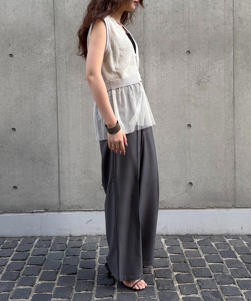 &g'aime(アンジェム)の「【&g'aime 】チュールレイヤードベスト Layered Tulle Vest(ニット/セーター・レディース・アイボリー/ブラック・FREE)」の13枚目の写真