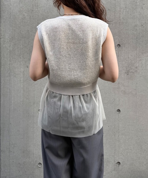 &g'aime(アンジェム)の「【&g'aime 】チュールレイヤードベスト Layered Tulle Vest(ニット/セーター・レディース・アイボリー/ブラック・FREE)」の8枚目の写真