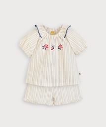 moimoln（モイモルン）の「【セットアップ】ベリー＆フラワー半袖トップス&ショートパンツ（セットアップ）」