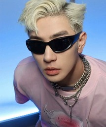 【Bz】ラップサングラス Y2K サングラス / ブラックフレーム サイバー 近未来 韓国系 古着MIX トレンドアイウェア ユニセックス(DAY)