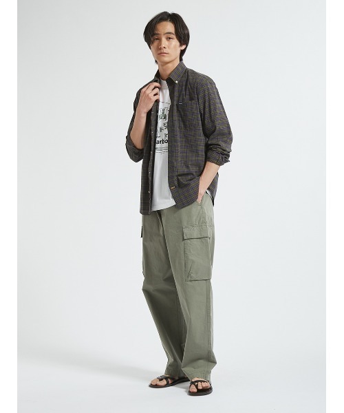 Barbour(バブアー)の「Lomond タータン チェック ボタンダウン シャツ(シャツ/ブラウス・メンズ・グリーン/ベージュ/ライトベージュ/ライトブルー・SMALL/MEDIUM/LARGE/X-LARGE)」の14枚目の写真