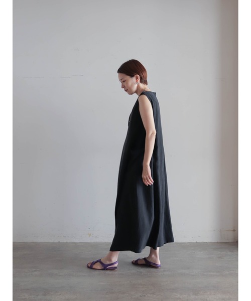 FIL DE FER（フィルデフェール）の「【予約】テンセルワッシャー　肩釦ノースリワンピース（ワンピース・レディース・ブラック/ボルドー・FREE）」の5枚目の写真