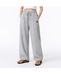 RANDOMOFF（ランダムオフ）の「R:SIGNET ONE TUCK WIDE SWEAT PANTS (2color)（スウェットパンツ）」