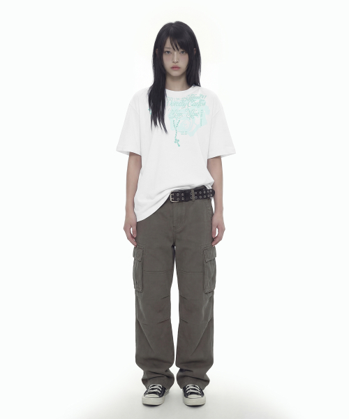 GRAVER（グレーバー）の「[ユニセックス]DOROTHY 半袖Tシャツ_3カラー（Tシャツ/カットソー・レディース・ブラック/ネイビー/ホワイト・SMALL/MEDIUM/LARGE）」の7枚目の写真