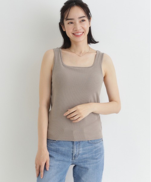 Right-on（ライトオン）の「HONEYSUCKLE ROSE(ハニーサックルローズ)ふらラクカップ付きスクエアタンクトップ（タンクトップ・レディース・ベージュ/ブラック/オフホワイト・S/M/L）」の15枚目の写真