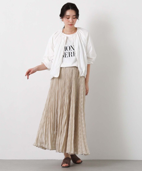 Gready Brilliant(グレディブリリアン)の「撥水加工ギャザーブルゾン(ブルゾン・レディース・ベージュ/オフホワイト・38)」の3枚目の写真