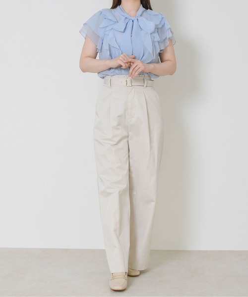 MISCH MASCH（ミッシュマッシュ）の「2026春夏新作 ウエストフリルチノタックワイドパンツ（その他パンツ・レディース・キャメル/ベージュ・M/S）」の18枚目の写真