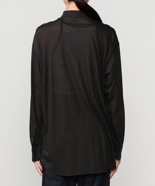 UNFIL(アンフィル)の「UNFIL | コットン シアージャージー レギュラーカラーシャツ WOMEN(シャツ/ブラウス・レディース・アイボリー/ダークブラウン・0)」の18枚目の写真