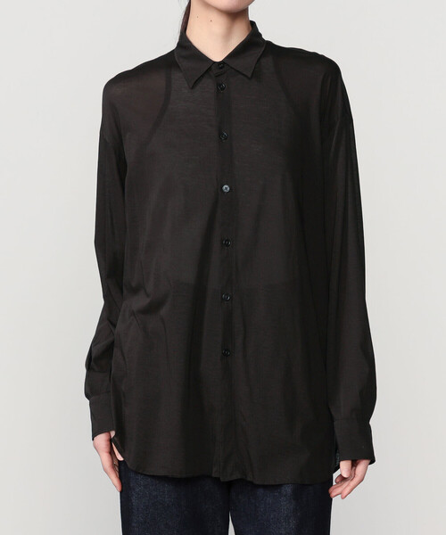 UNFIL(アンフィル)の「UNFIL | コットン シアージャージー レギュラーカラーシャツ WOMEN(シャツ/ブラウス・レディース・アイボリー/ダークブラウン・0)」の19枚目の写真