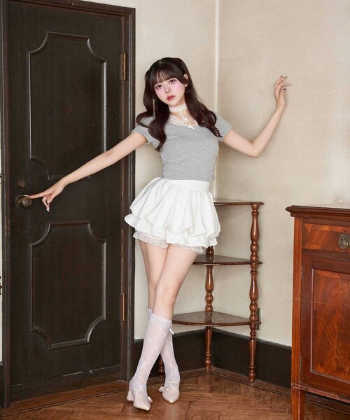 OLIVE des OLIVE(オリーブデオリーブ)の「【Belle Charme】Balloon Lace Mini Skirt(スカート・レディース・ブラック/オフホワイト/ベージュ・FREE)」の4枚目の写真