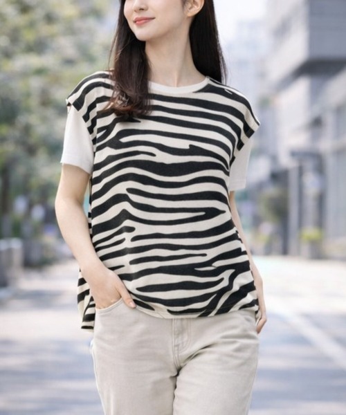 PATRIOT TAXI SELECT(パトリオットタクシーセレクト)の「【KILA MODA】柄アクセントスタイリングベスト(Tシャツ/カットソー・レディース・グレー/ブラック・LL~3L/M~L)」の2枚目の写真