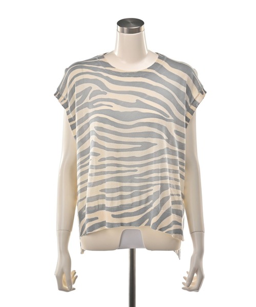 PATRIOT TAXI SELECT(パトリオットタクシーセレクト)の「【KILA MODA】柄アクセントスタイリングベスト(Tシャツ/カットソー・レディース・グレー/ブラック・LL~3L/M~L)」の4枚目の写真