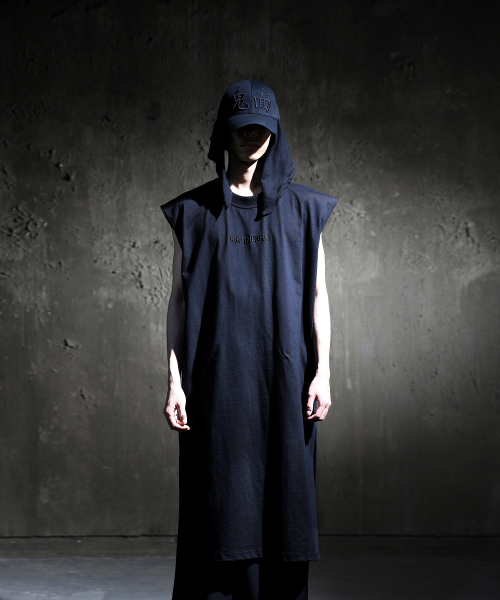 KIRTIMUKHA(キールティムカ)の「刺繍ロングノースリーブTシャツブラック(Tシャツ/カットソー・メンズ・その他・FREE)」の9枚目の写真