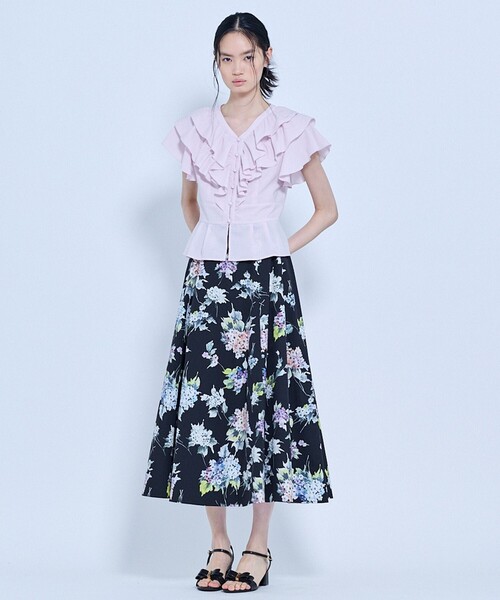 TOCCA(トッカ)の「HYDRANGEA PRISM スカート(スカート・レディース・アイボリー系5/ブラック系5・0/4)」の18枚目の写真