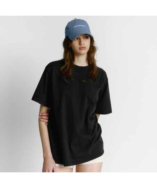 URAGO(ユラーゴ)の「Steady round t-shirt(Tシャツ/カットソー・レディース・ブルー/アッシュグレー/ブラック/アイボリー/ネイビー/Wine/オートミール・FREE)」の1枚目の写真