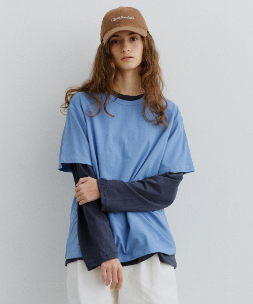URAGO(ユラーゴ)の「Steady round t-shirt(Tシャツ/カットソー・レディース・ブルー/アッシュグレー/ブラック/アイボリー/ネイビー/Wine/オートミール・FREE)」の9枚目の写真